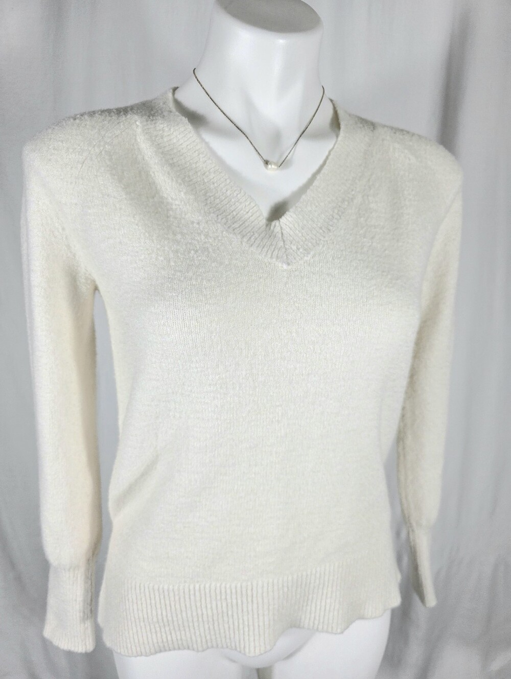 LOFT Petites XXSP Cream Textured V-Neck Sweater Granola Minimalist Neutrals